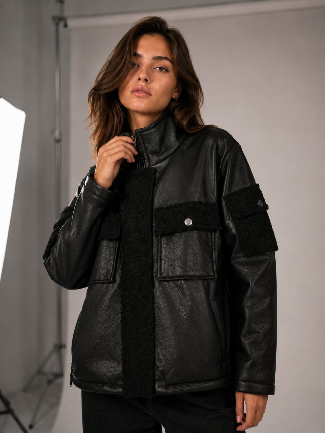 Campera KISS (cuero) - Image 3